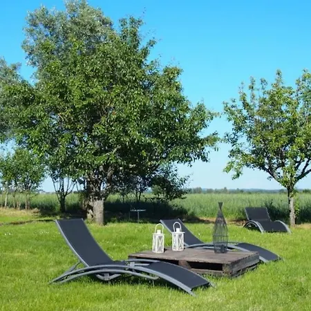 La A Jane, Familial En Pays Tarnais