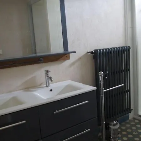 La A Jane, Familial En Pays Tarnais Coufouleux